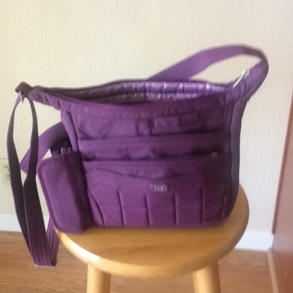 Lug crossbody purse